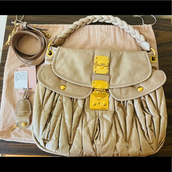 Miu Miu Coffer in Cammeo - Picture 1 of 8